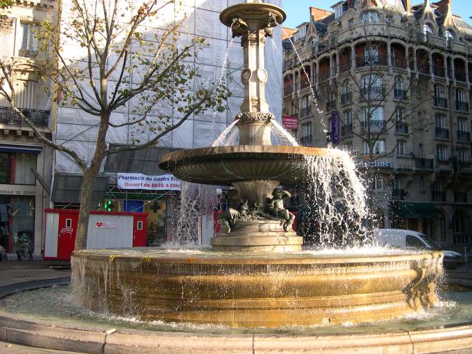  Fontaine, place Colette
